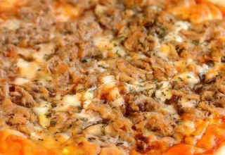 Pizza De Atún (28 Cm.)