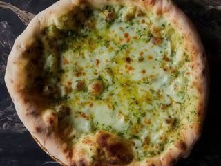 Pizza Pesto (Mediana)