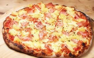Pizza Hawaiana (Mediana)