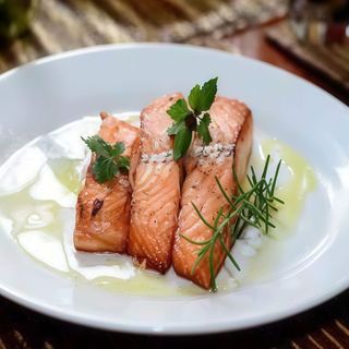 Salmón A La Plancha