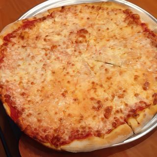 Pizza 4 Quesos Mediana (28 Cm.)