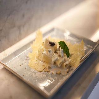 Paccheri Gorgonzola E Tartufo