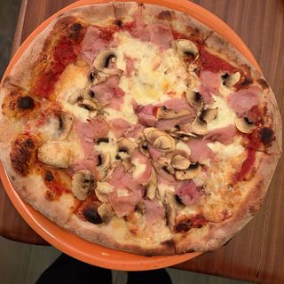 pizza caprichosa (30 cm.)