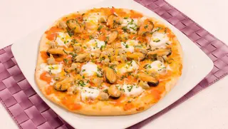 Pizza Fruta De Mar (28Cm.)