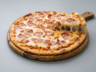Pizza De Jamón (40 Cm.)
