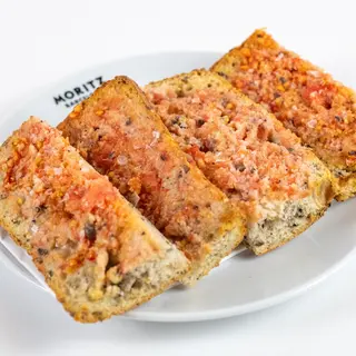 Coca De Sis Grans Amb Tomàquet