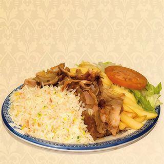 Plato Döner Kebab De Carne Pollo Con Arroz