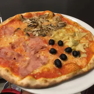Pizza cuatro estaciones