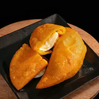 Empanada de Queso Blanco