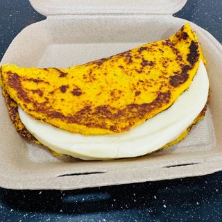 Cachapa con queso de mano