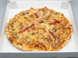 Pizza Tonno (27 cm.)