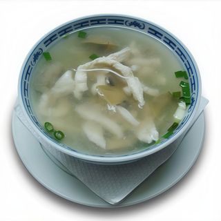13. Sopa De Pollo Con Champiñón