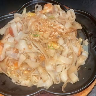 Tallarines De Arroz Al Estilo Thai