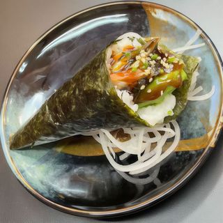 Temaki Anguila Con Aguacate