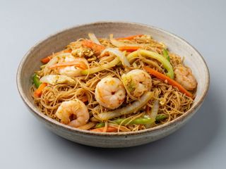 fideos de arroz con gambas