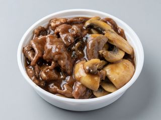 ternera con champiñones