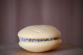 Alfajor artesanal de maicena XL