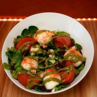 Ensalada Bowl Burrata
