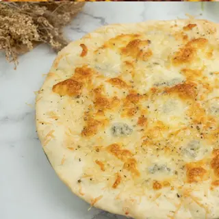 Pizza 4 Quesos