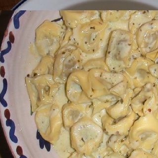 Tortellini de Carne con Cuatro Quesos