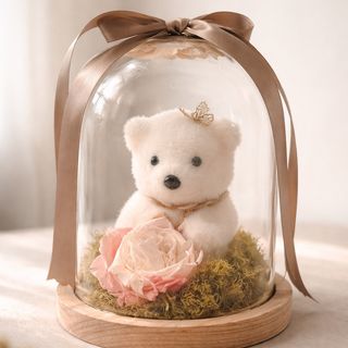 Osito en cúpula de cristal