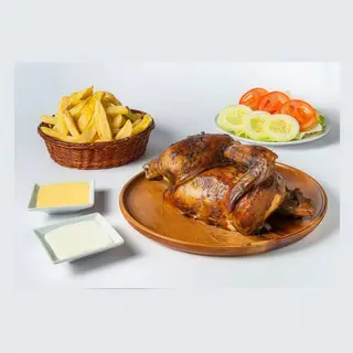 1/2 Pollo Con Patatas Fritas Y Ensalada
