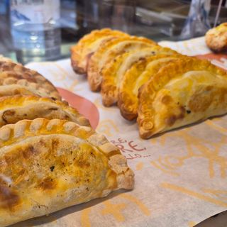 Empanada De Carne Picante