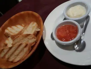 Tapa Pan Tostado Con Tomate Y Alioli