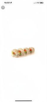 California De Salmón Con Aguacate Y Pepino (8 Pzs.)