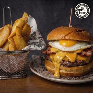 Hamburguesa El Meu Bar