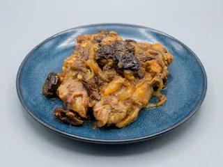 Pies de Cerdo a la Catalana