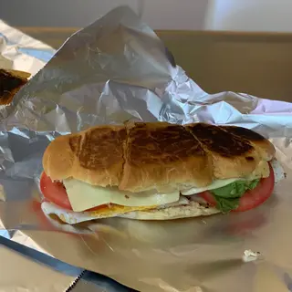 Croissant De Lomo