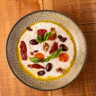 Ensalada Stracciatela