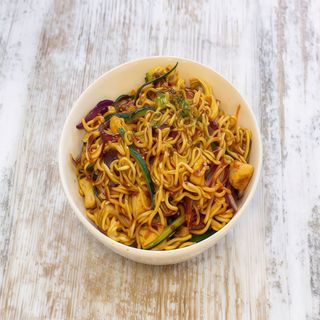 Yakisoba De Pollo Y Verduras