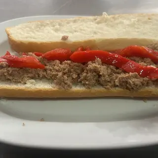 Montado de pimientos rojos