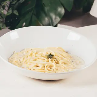 Spaguetti a la Crema de quesos