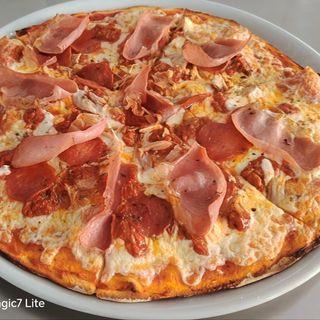 Pizza Carnívora (30 Cm.)