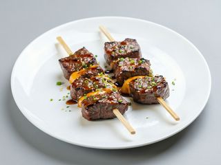 50. Kushiyaki De Ternera Y Queso (4 Uds.)