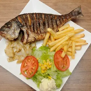 Plato De Dorada