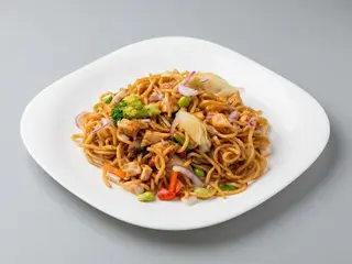 Yakisoba Con Pollo