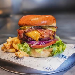 The 40's supreme burger