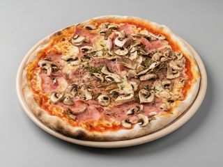 Prosciutto e Funghi 