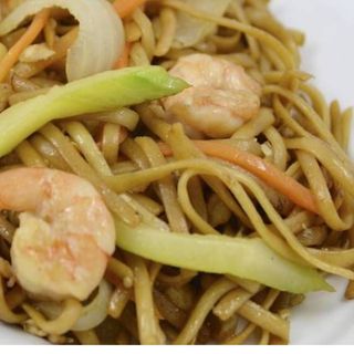 Tallarines Fritos Con Gambas