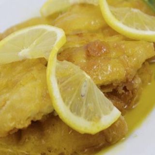 Pollo Con Salsa De Limón