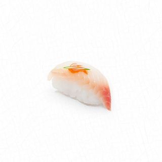 50. Nigiri Hamachi (2 Uds.)