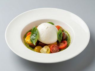 BURRATA SALAD