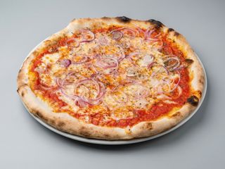 Pizza Pugliese (L)