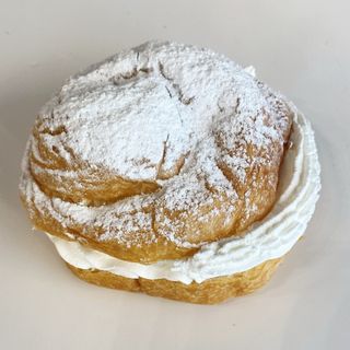 Ensaimada de nata