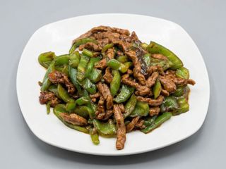 Ternera Con Pimiento Verde