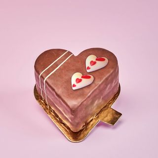Pastel corazón chocolate / ferrero